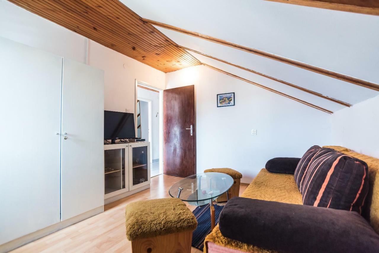 Kiwi Apartments Gornji Karin Exteriér fotografie
