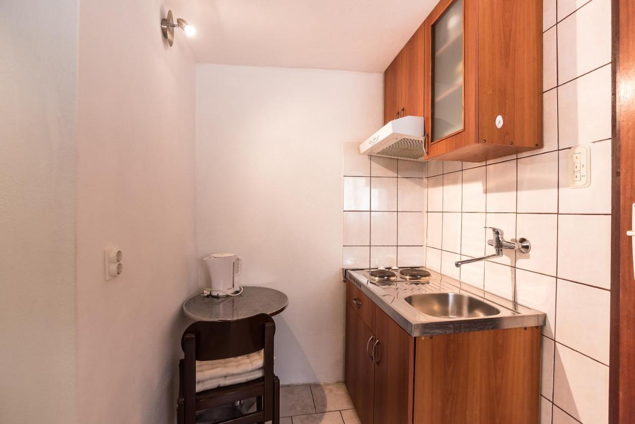 Kiwi Apartments Gornji Karin Exteriér fotografie